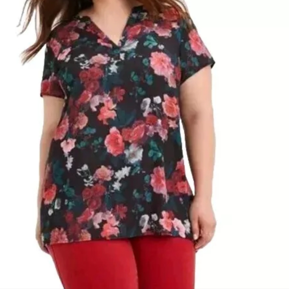 Torrid Blouse Plus 2X Cottage Summer Black Floral Split Neck Flounce Sleeve
